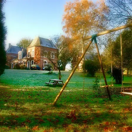 East Wing Of Chateau De La Vallee, Grandcourt, Normandy - Self-Contained And Sleeps Up To 10 Vila