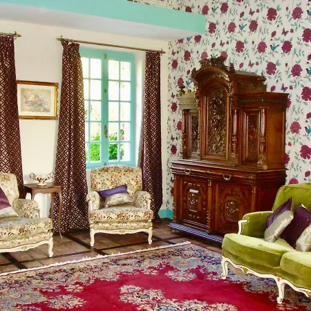 Vila East Wing Of Chateau De La Vallee, Grandcourt, Normandy - Self-Contained And Sleeps Up To 10 Grandcourt (Seine-Maritime)