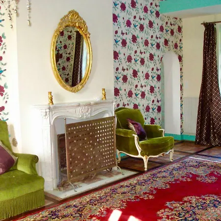 East Wing Of Chateau De La Vallee, Grandcourt, Normandy - Self-Contained And Sleeps Up To 10 Vila