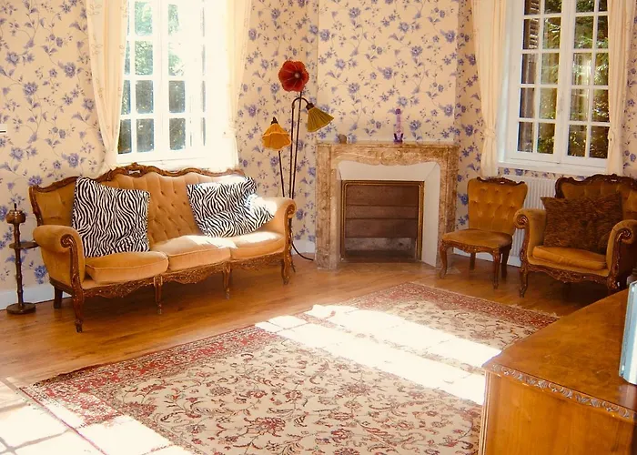 Villa Chateau De La Vallee - East Or West Wing Grandcourt (Seine-Maritime)