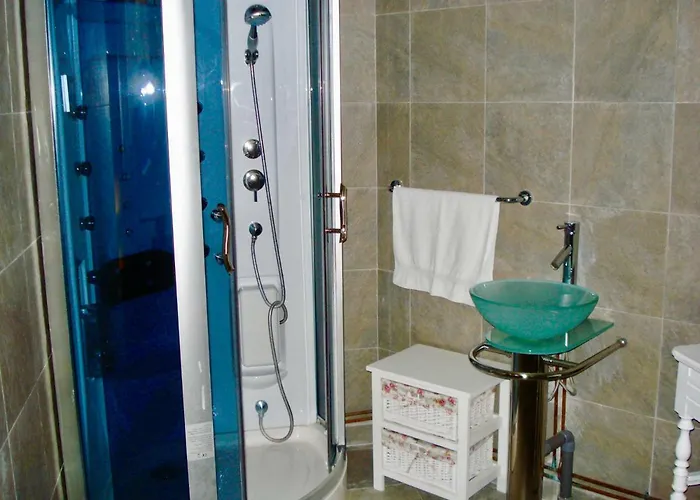 Chateau De La Vallee - East Or West Wing Villa