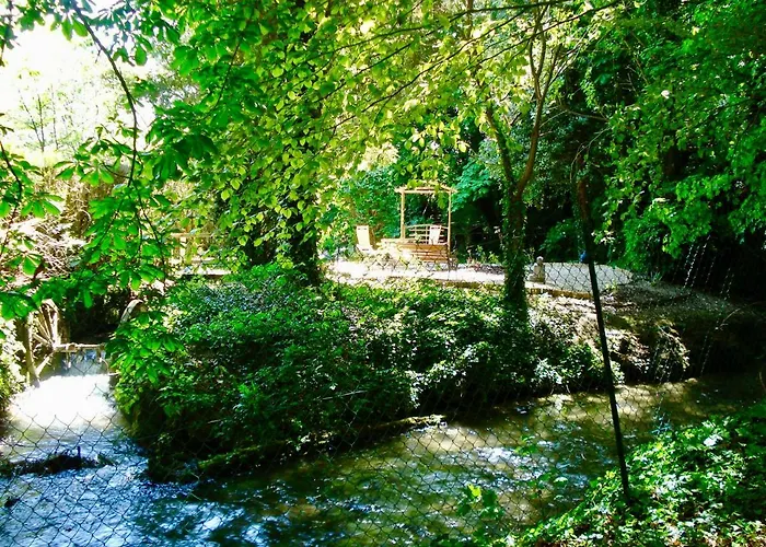 Chateau De La Vallee - East Or West Wing Villa *