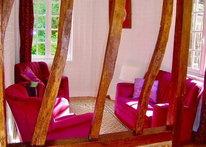 Chateau De La Vallee - East Or West Wing